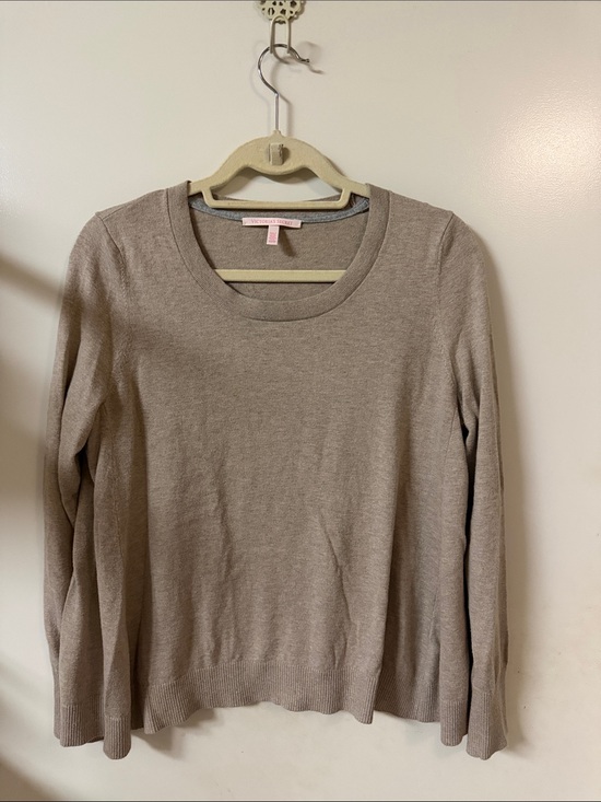 Victoria's Secret Sweaters - Victoria's Secret Taupe Crewneck Sweater